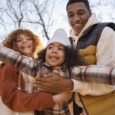 young-family-enjoying-trips